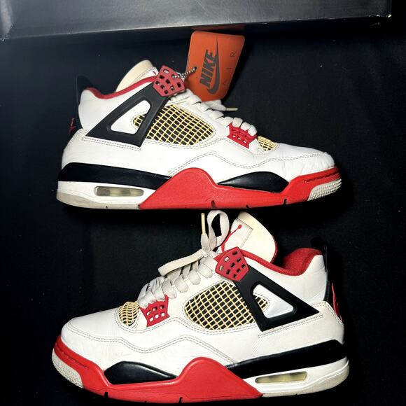 Size 8 - Nike Air Jordan 4 Retro OG Fire Red 2020 Men' Shoes - Picture 3 of 9